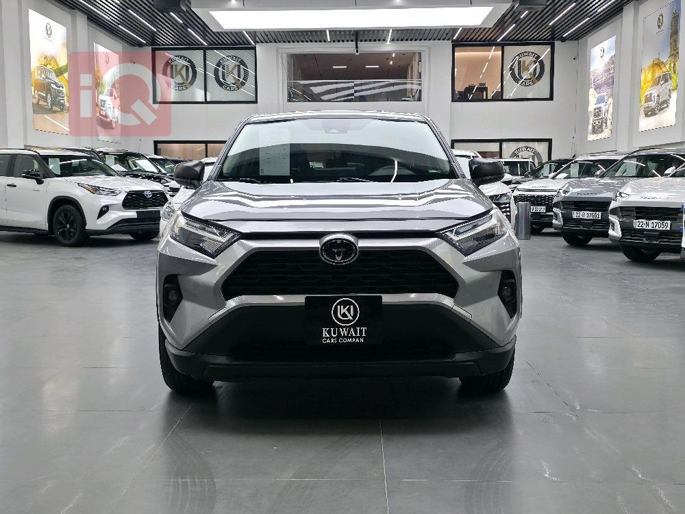 تۆیۆتا ڕاڤ 4